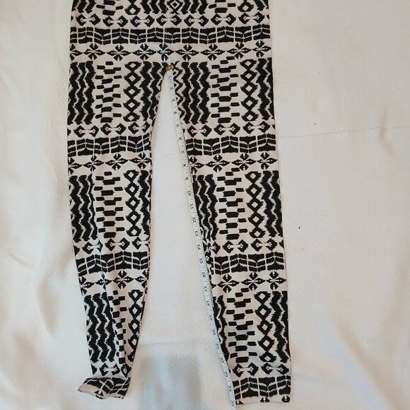 Just One Leggings - Picture 3 of 5